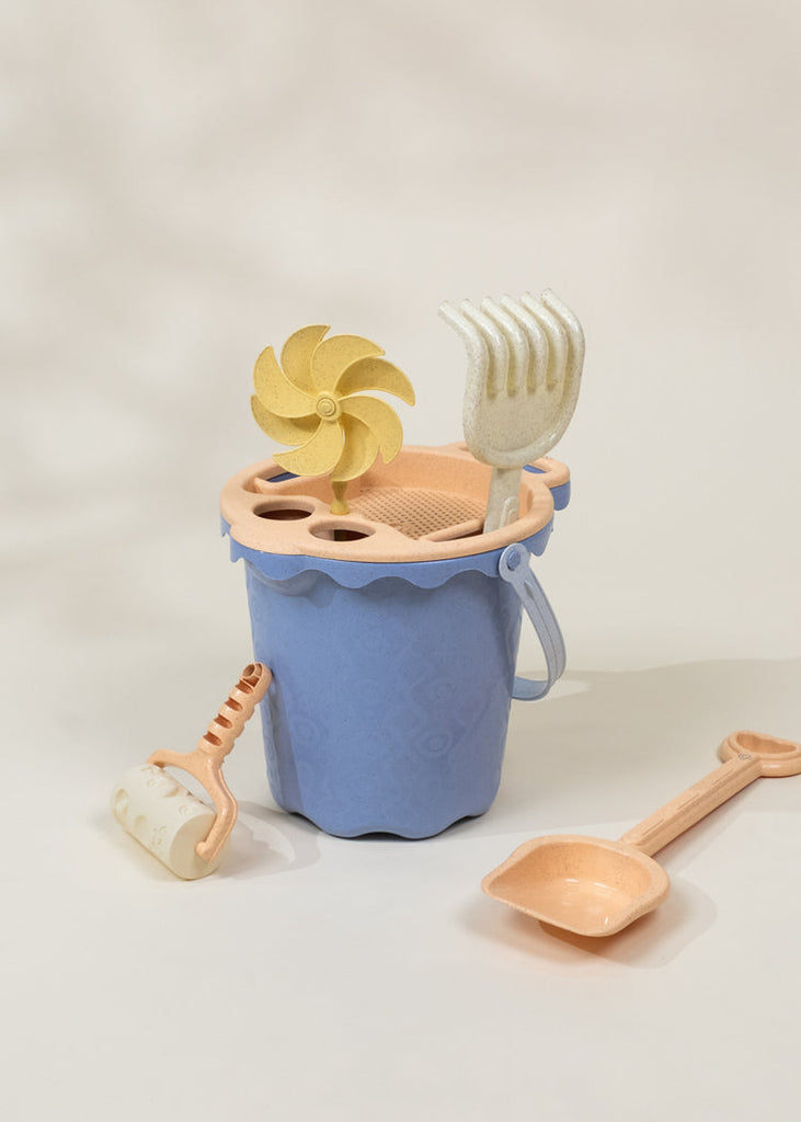 Oversized 6-Piece Wheat Straw Sand Toy Set – Bucket & Accessories